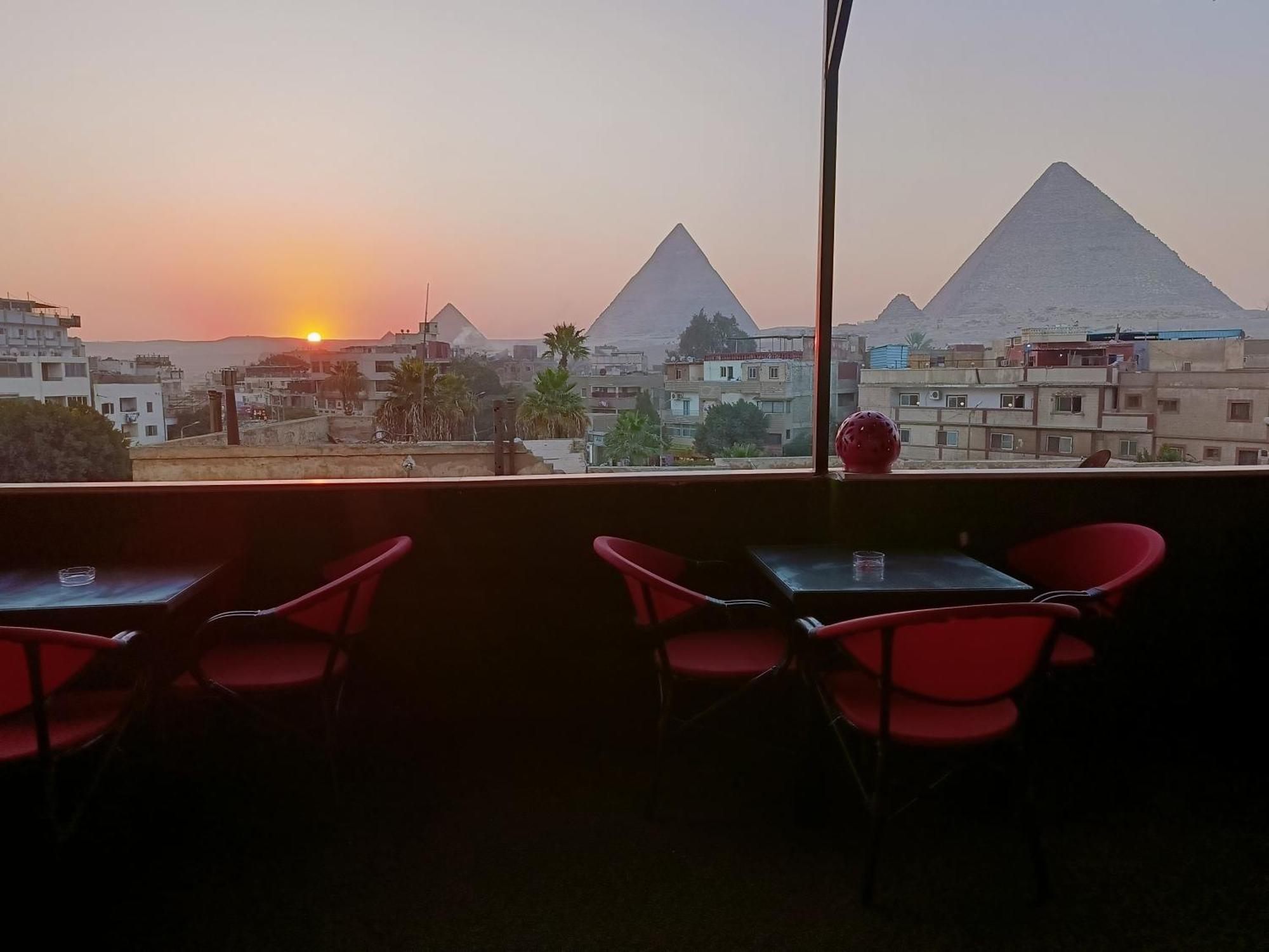 Magic Golden Pyramids View Hotel Kafrat al Jabal Luaran gambar