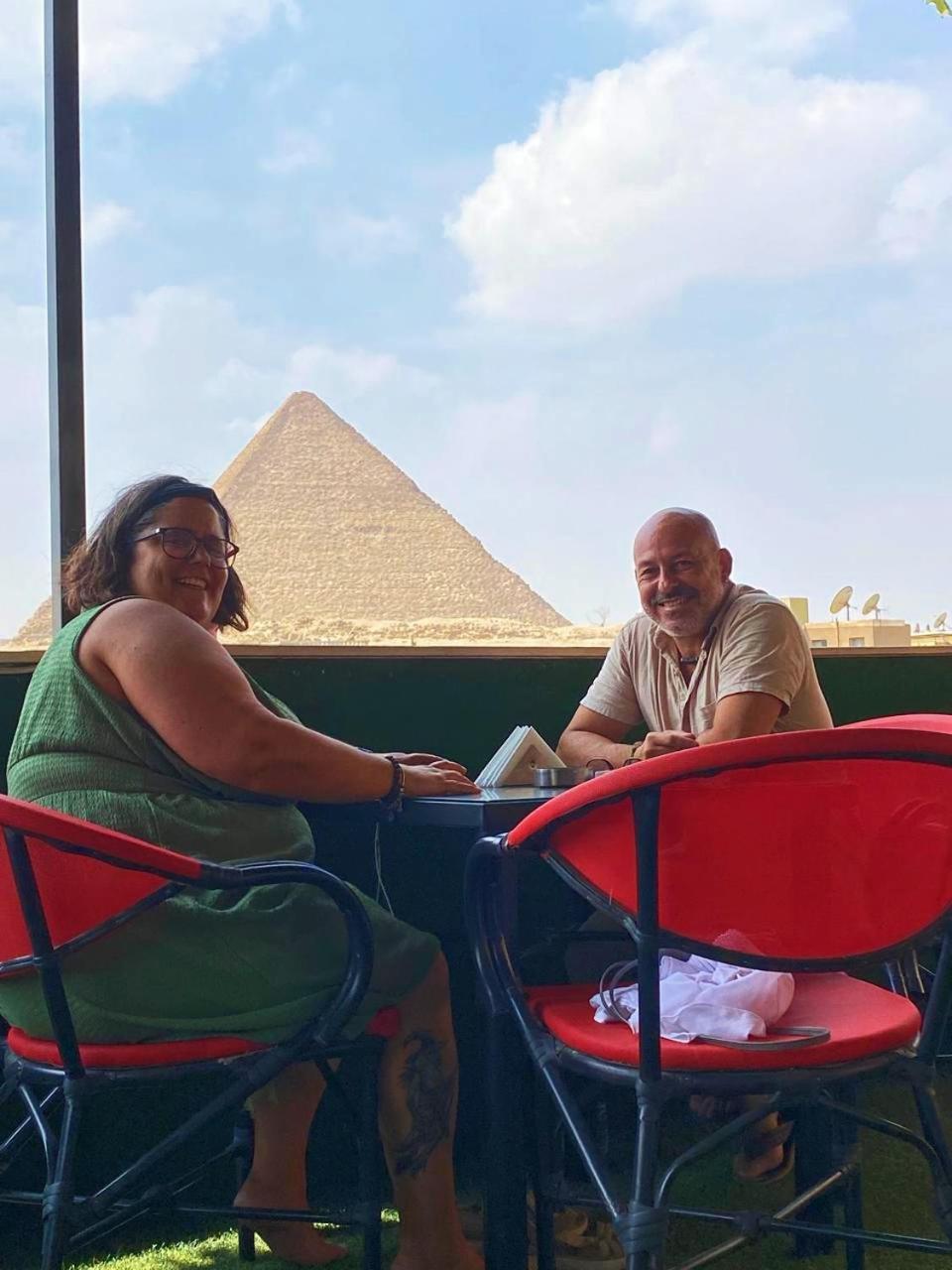 Magic Golden Pyramids View Hotel Kafrat al Jabal Luaran gambar