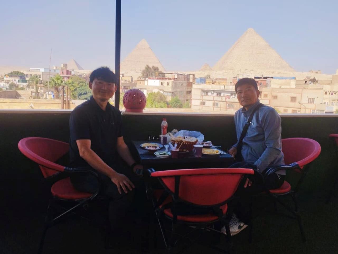 Magic Golden Pyramids View Hotel Kafrat al Jabal Luaran gambar