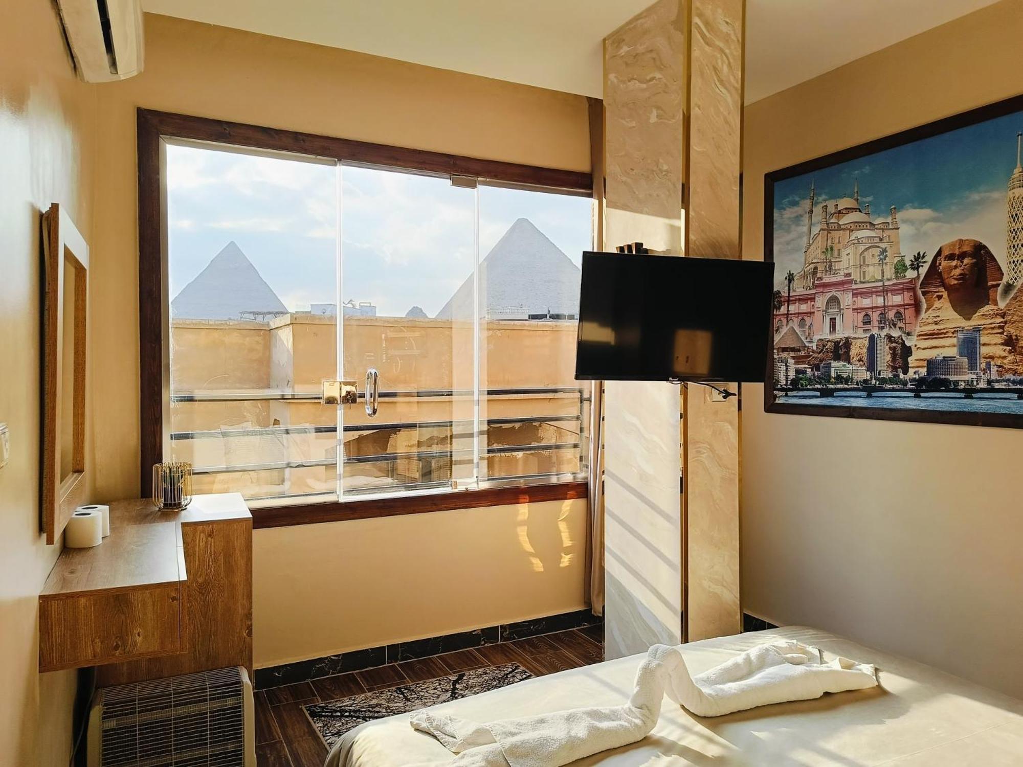 Magic Golden Pyramids View Hotel Kafrat al Jabal Luaran gambar