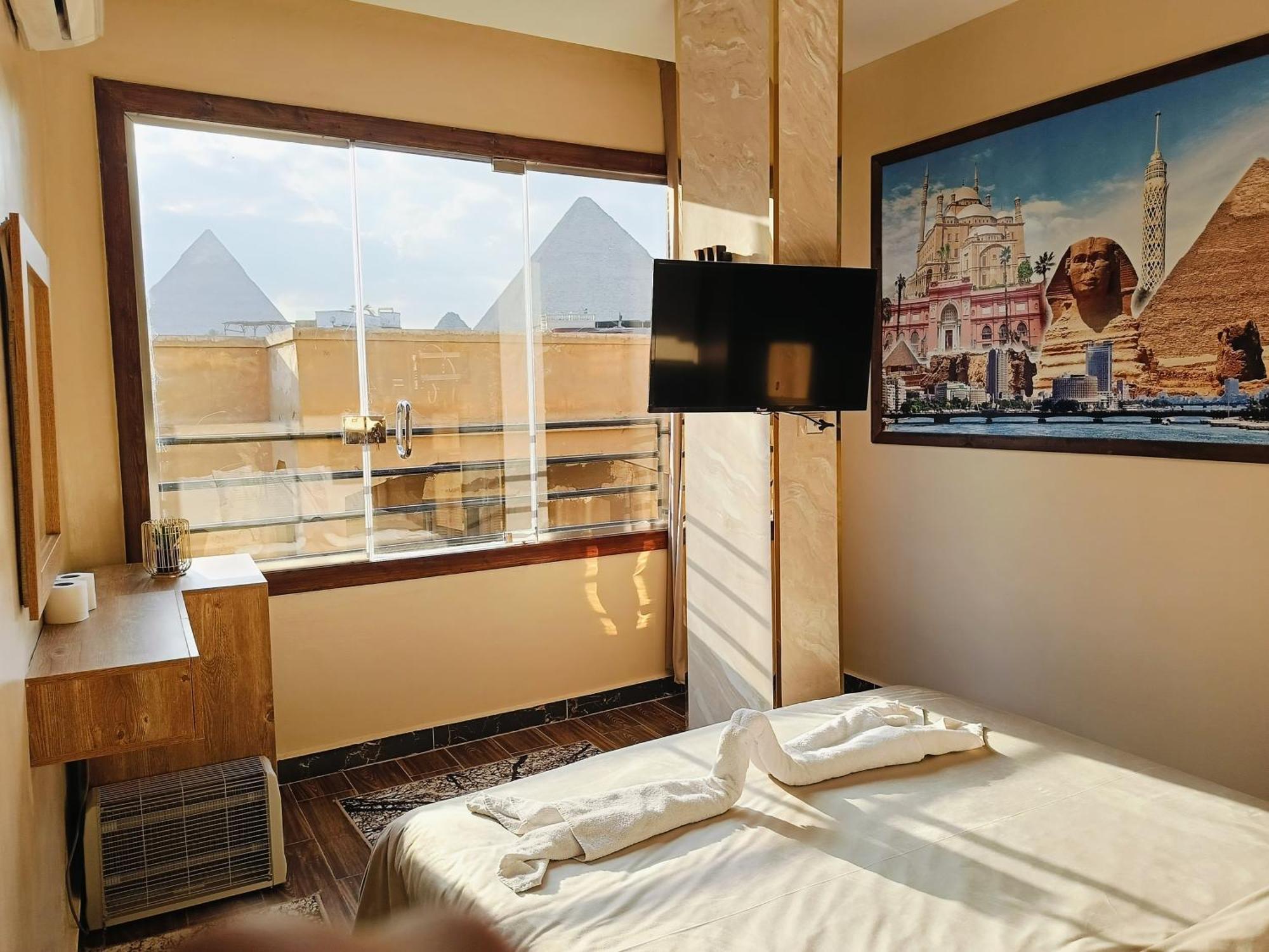 Magic Golden Pyramids View Hotel Kafrat al Jabal Luaran gambar