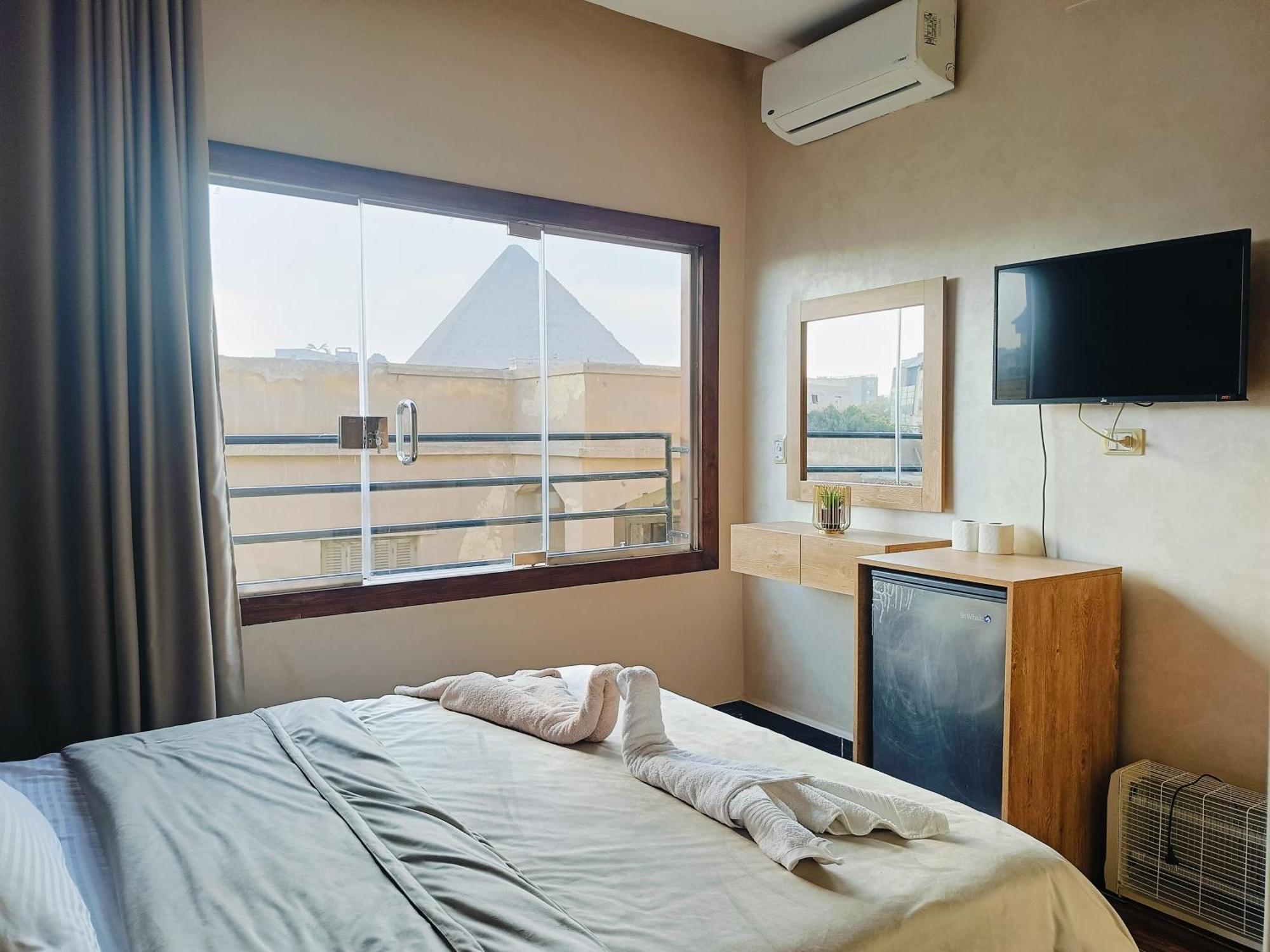 Magic Golden Pyramids View Hotel Kafrat al Jabal Luaran gambar